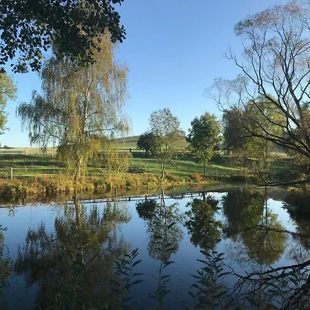 Σπίτι διακοπών Tinyhousebeidresden In Absoluter Alleinlage Direkt Am Naturteich Grosse Terrasse Grill Und Kaminofen Juni - September Mindestmietzeit 1 Woche Sa- Sa *