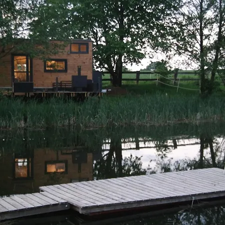 Hébergement de vacances Tiny House Am Naturteich Mit Grill & Kamin - Bis 5 Personen Großharthau