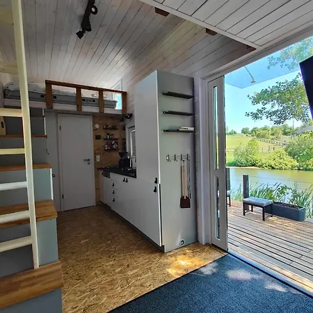 Tiny House Am Naturteich Mit Grill & Kamin - Bis 5 Personen Großharthau