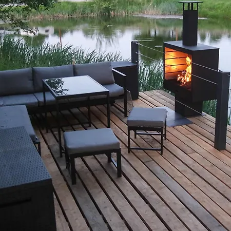 Tiny House Am Naturteich Mit Grill & Kamin - Bis 5 Personen Hébergement de vacances